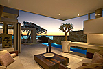 Camps Bay luxury villa by architect Author Quinton 
